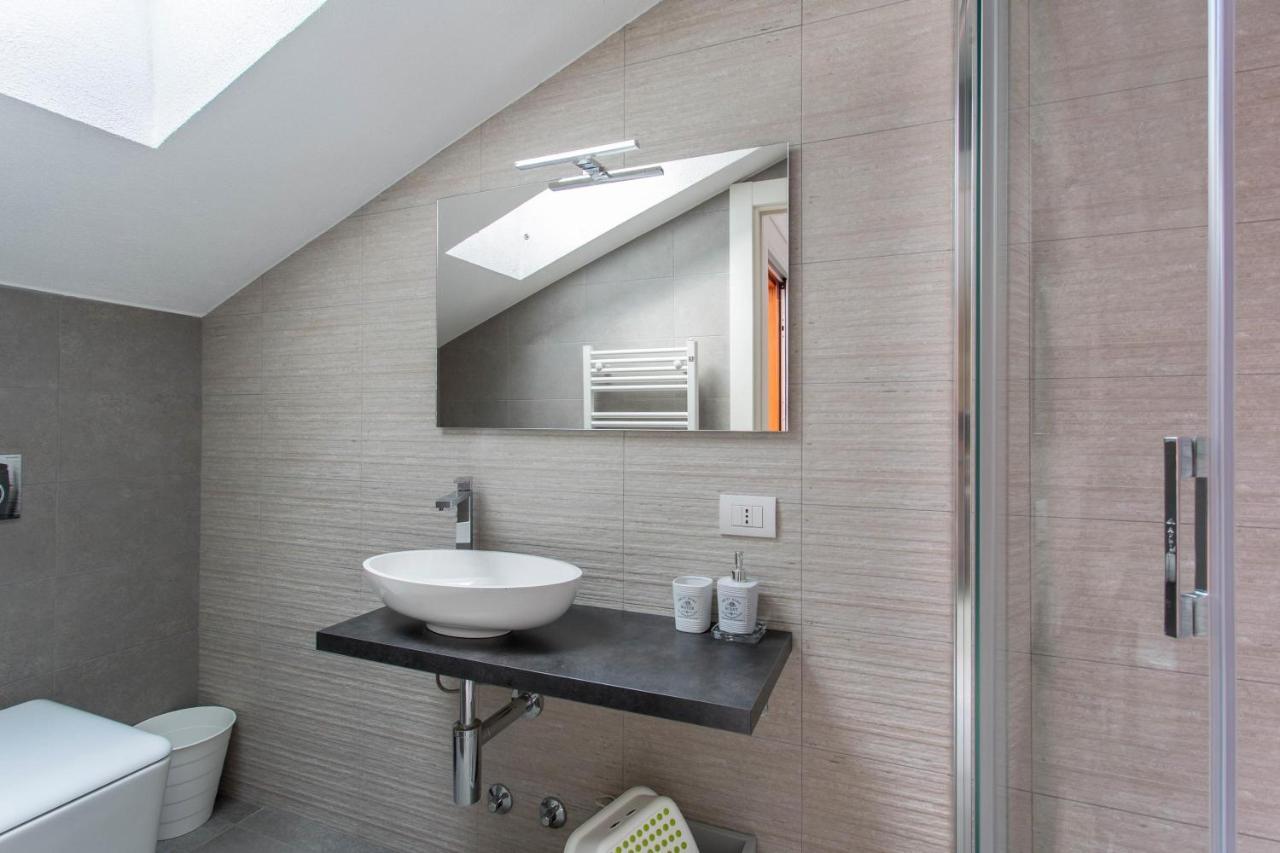 New Eleven Apartment On Como Lake Oliveto Lario Extérieur photo